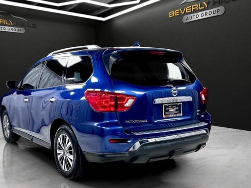 Caspian Blue 2019 Nissan Pathfinder SL