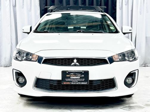 2016 Mitsubishi Lancer ES