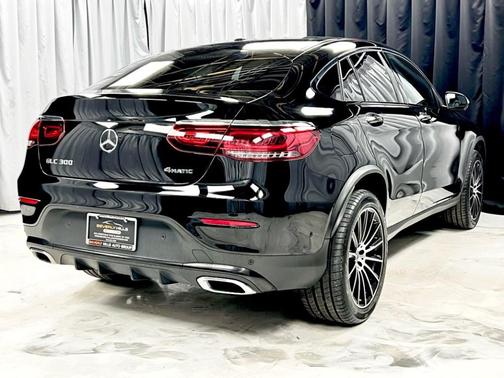 2021 Mercedes-Benz GLC 300 4MATIC Coupe