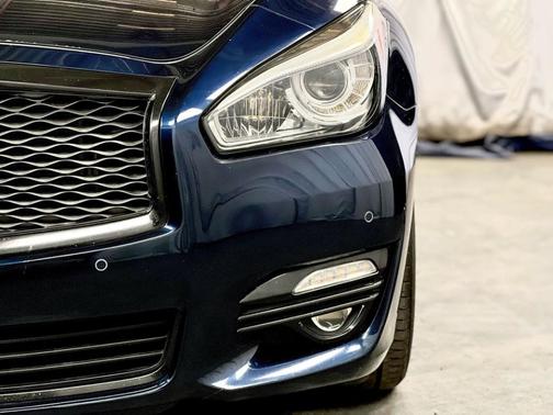 2019 INFINITI Q70L 3.7X LUXE