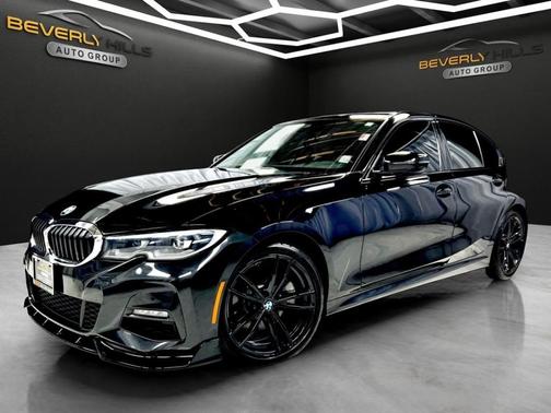 2022 BMW 330 i xDrive