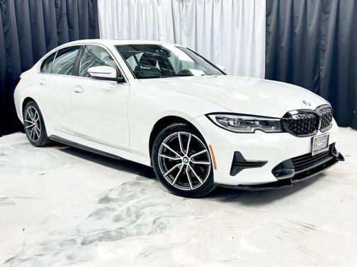 2021 BMW 330 i xDrive