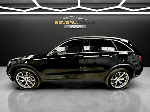 Black 2022 Mercedes-Benz GLC 300 Base 4MATIC