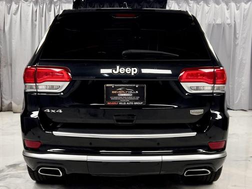 2016 Jeep Grand Cherokee Summit