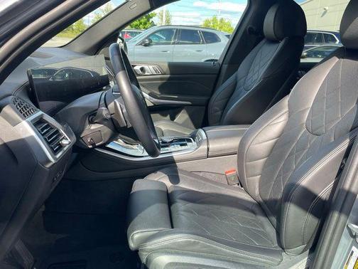 Skyscraper Gray Metallic 2024 BMW X5 xDrive40i