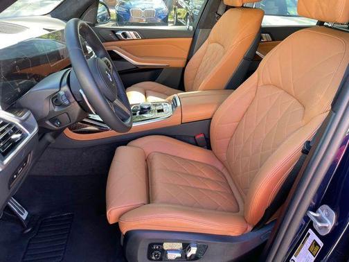 Blue 2026 BMW X7 xDrive40i