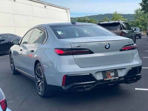 Brooklyn Gray Metallic 2025 BMW 760 760i xDrive