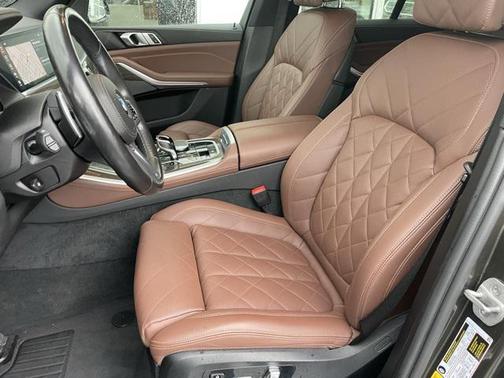 2023 BMW X5 M50i