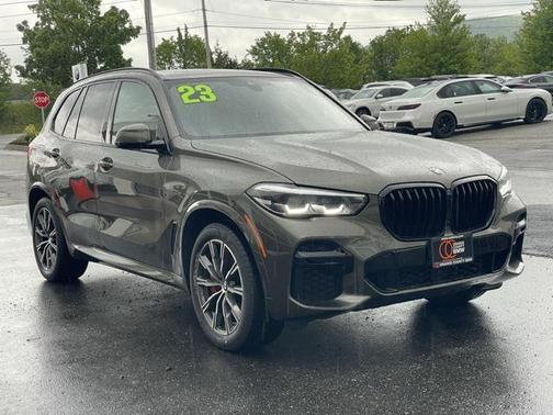 2023 BMW X5 M50i