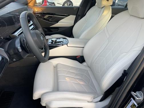 2026 BMW 530 i xDrive