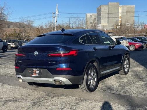 2023 BMW X4 xDrive30i