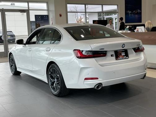2025 BMW 330 i xDrive