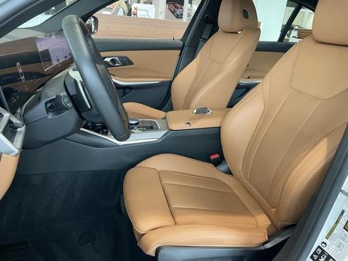 2025 BMW 330 i xDrive