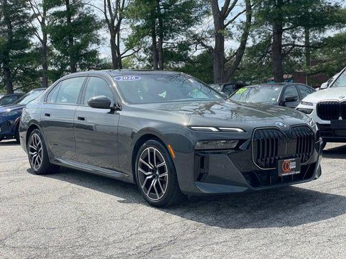 Dravit Gray Metallic 2026 BMW 740 i xDrive