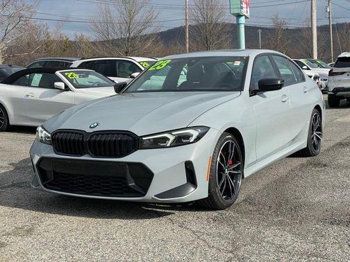 2023 BMW 330 i xDrive