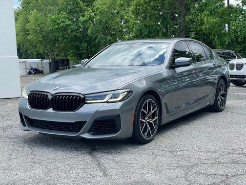 Skyscraper Gray Metallic 2023 BMW 540 i xDrive