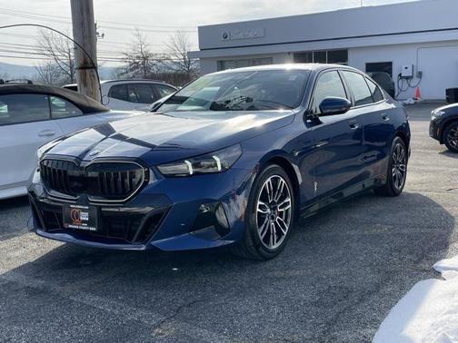 2024 BMW 540 i xDrive