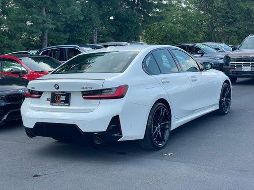 Alpine White 2023 BMW 330 i xDrive