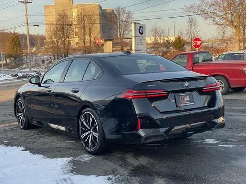 2026 BMW 530 i xDrive