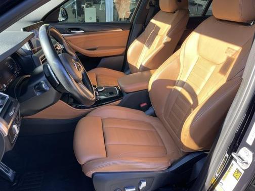 2023 BMW X4 xDrive30i