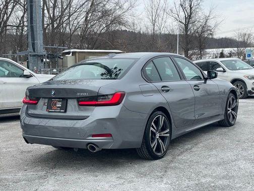 2023 BMW 330 i xDrive