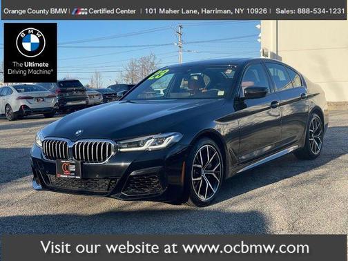 Black Sapphire Metallic 2023 BMW 540 i xDrive