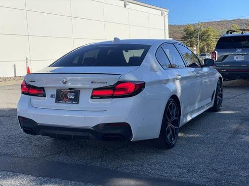 2023 BMW M550 i Xdrive