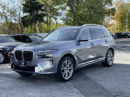 2023 BMW X7 xDrive40i