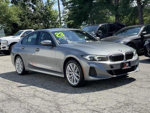 2023 BMW 330 i xDrive