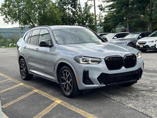 2023 BMW X3 M40i