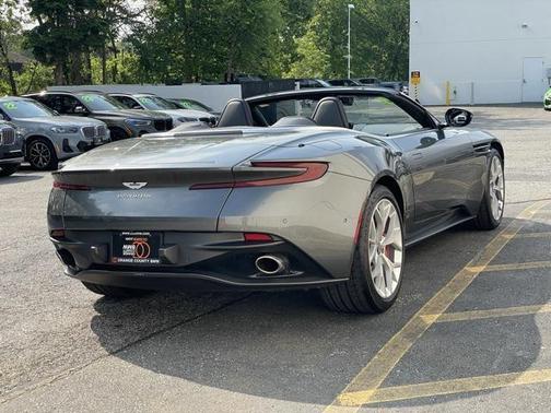 2019 Aston Martin DB11 Volante