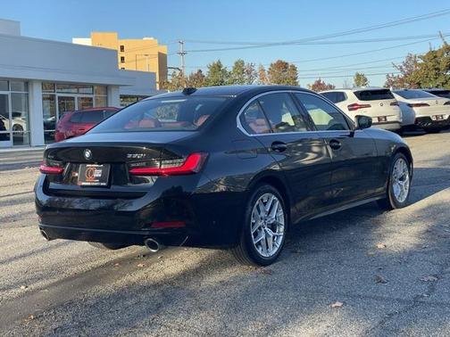 2025 BMW 330 i xDrive