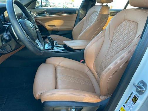 2023 BMW 540 i xDrive