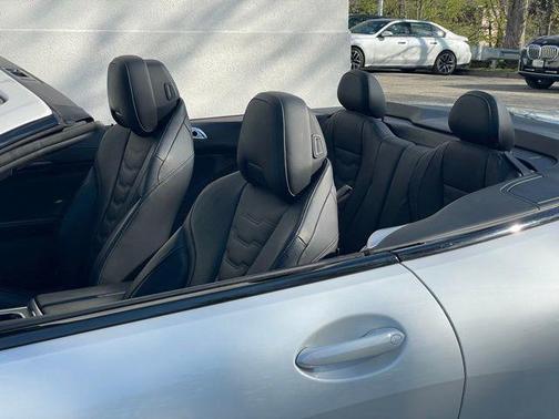 Mineral White Metallic 2024 BMW M850 i xDrive