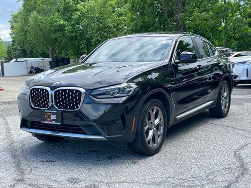Black Sapphire Metallic 2022 BMW X4 xDrive30i