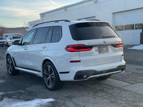 2026 BMW X7 xDrive40i