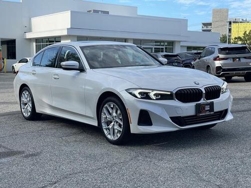 2025 BMW 330 i xDrive