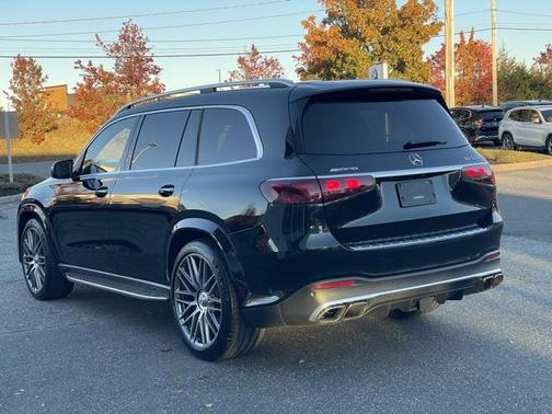 2025 Mercedes-Benz AMG GLS 63 Base