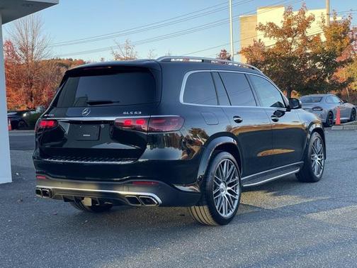 2025 Mercedes-Benz AMG GLS 63 Base