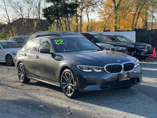 2022 BMW 330 i xDrive
