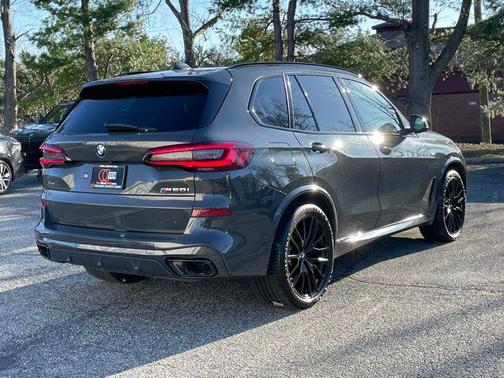 Dravit Gray Metallic 2023 BMW X5 M50i
