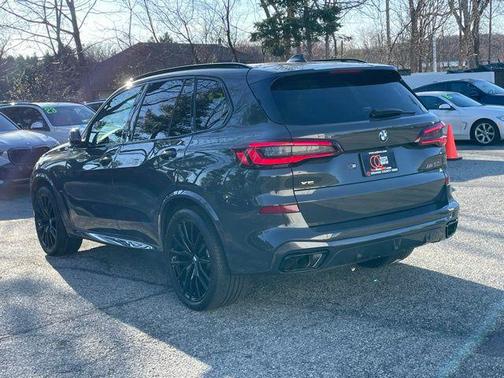 Dravit Gray Metallic 2023 BMW X5 M50i