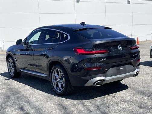 2022 BMW X4 xDrive30i