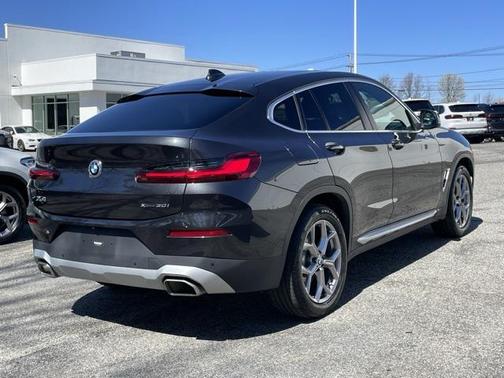 2022 BMW X4 xDrive30i