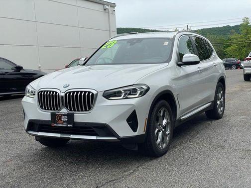 Mineral White Metallic 2023 BMW X3 xDrive30i