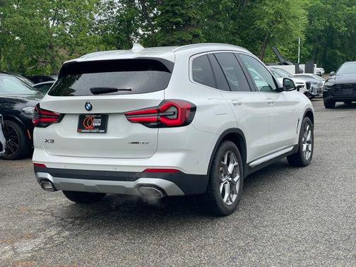 Mineral White Metallic 2023 BMW X3 xDrive30i