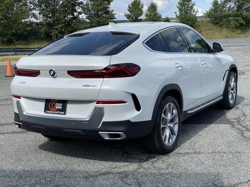 2023 BMW X6 xDrive40i