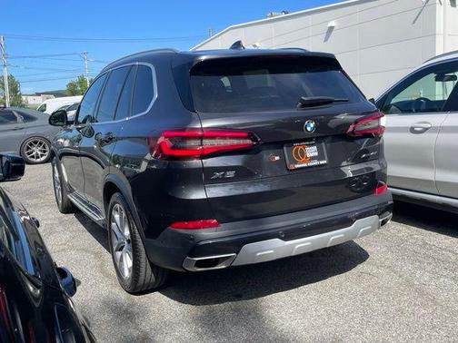 Dark Graphite Metallic 2023 BMW X5 xDrive40i