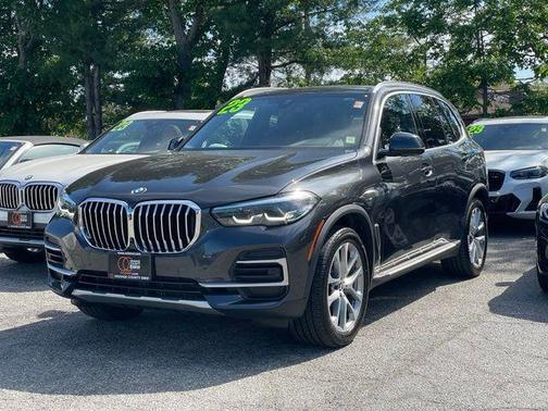 Dark Graphite Metallic 2023 BMW X5 xDrive40i