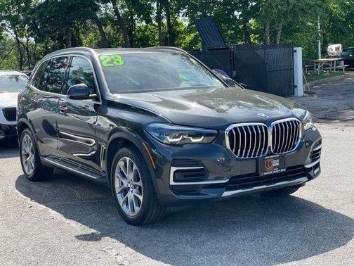 Dark Graphite Metallic 2023 BMW X5 xDrive40i